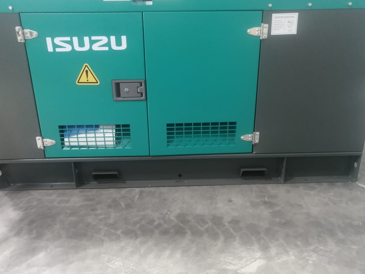 distributor genset isuzu